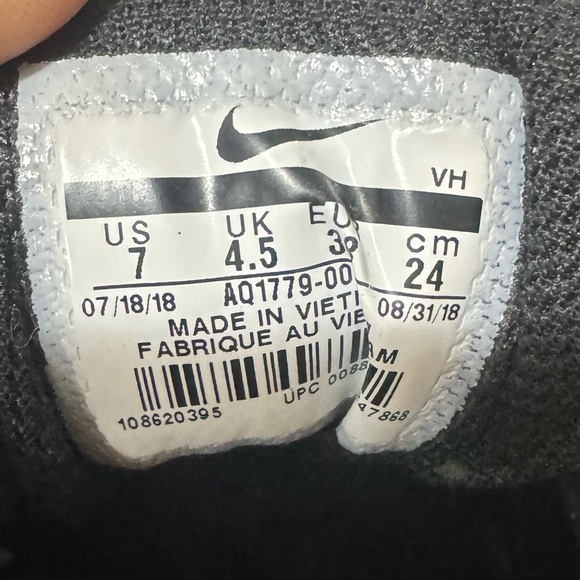 Womens Nike Ebernon Low black white sneakers - Picture 10 of 10